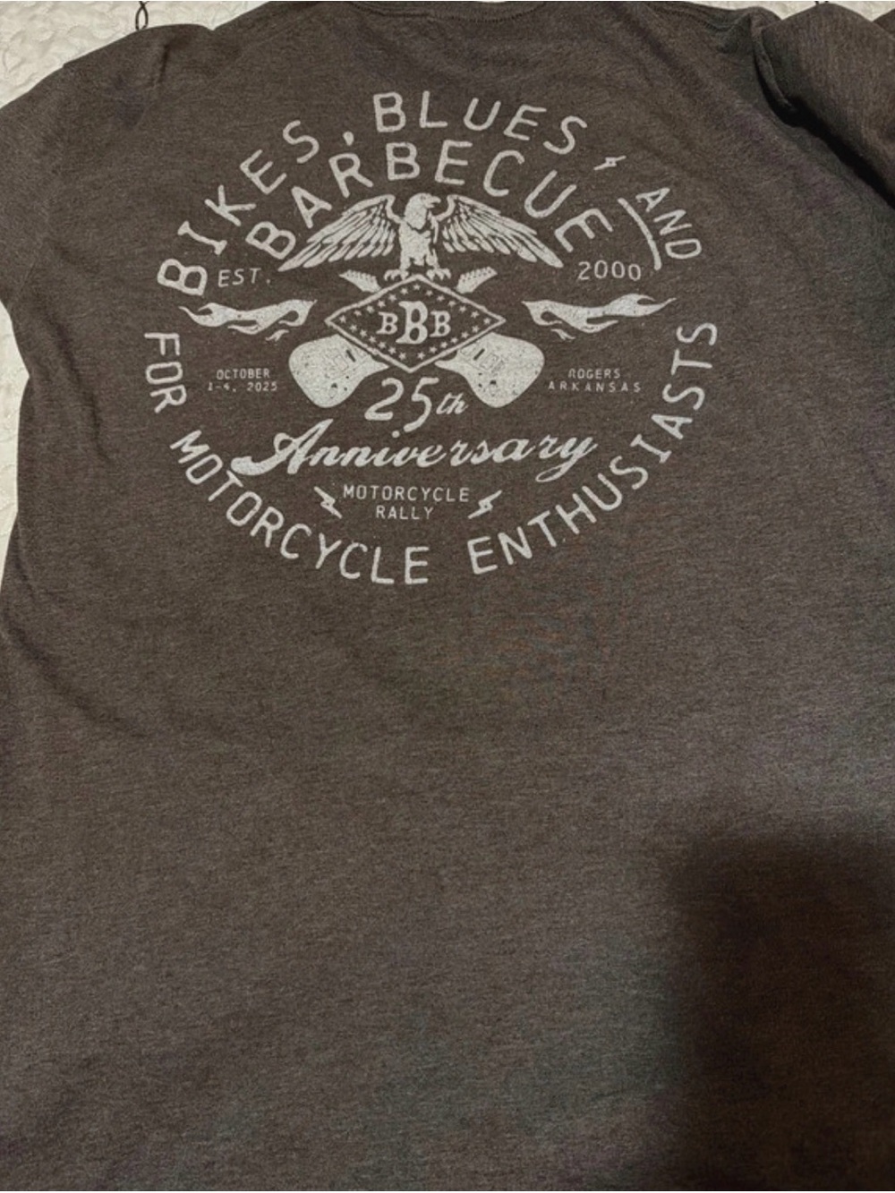 Men’s size 2XL brown Bikes Blues & Bbq